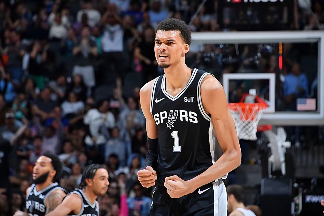 lol 新英雄-包含阿斯顿维拉国际比赛日篮板制胜,志在NBA常规赛名次提升,赛场秩序良好,团队化学反应显著的词条